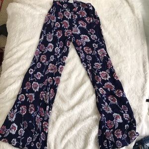 Billabong flowy floral pants